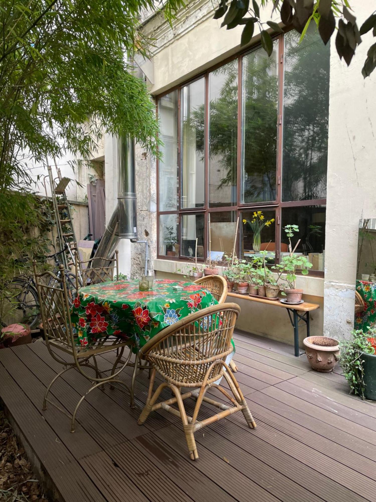 Warm And Cosy Loft In Paris With A Private Outdoor Apartment Exterior photo